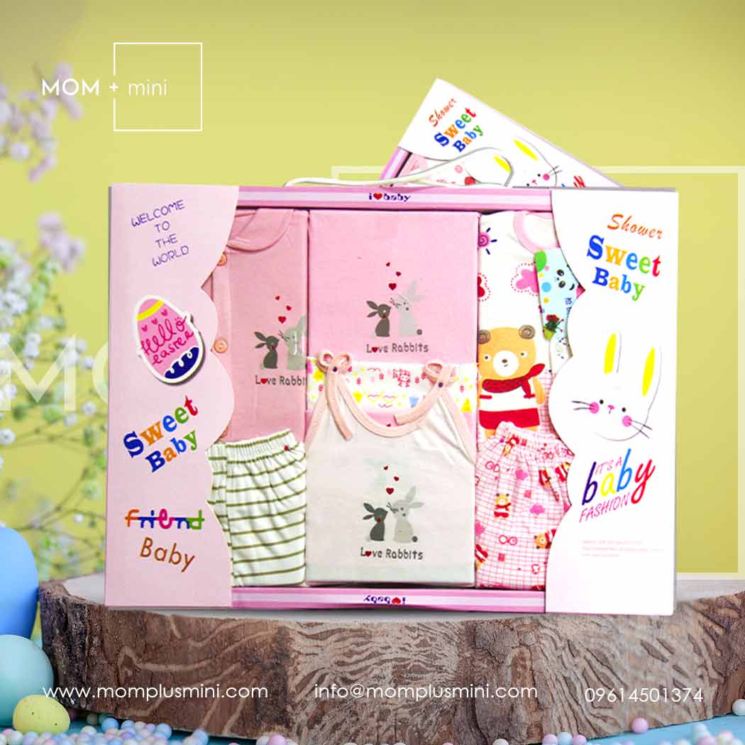 Baby Moo Peek A Boo Gift Set 5 Piece With Bodysuits, Pyjama, Bib And S